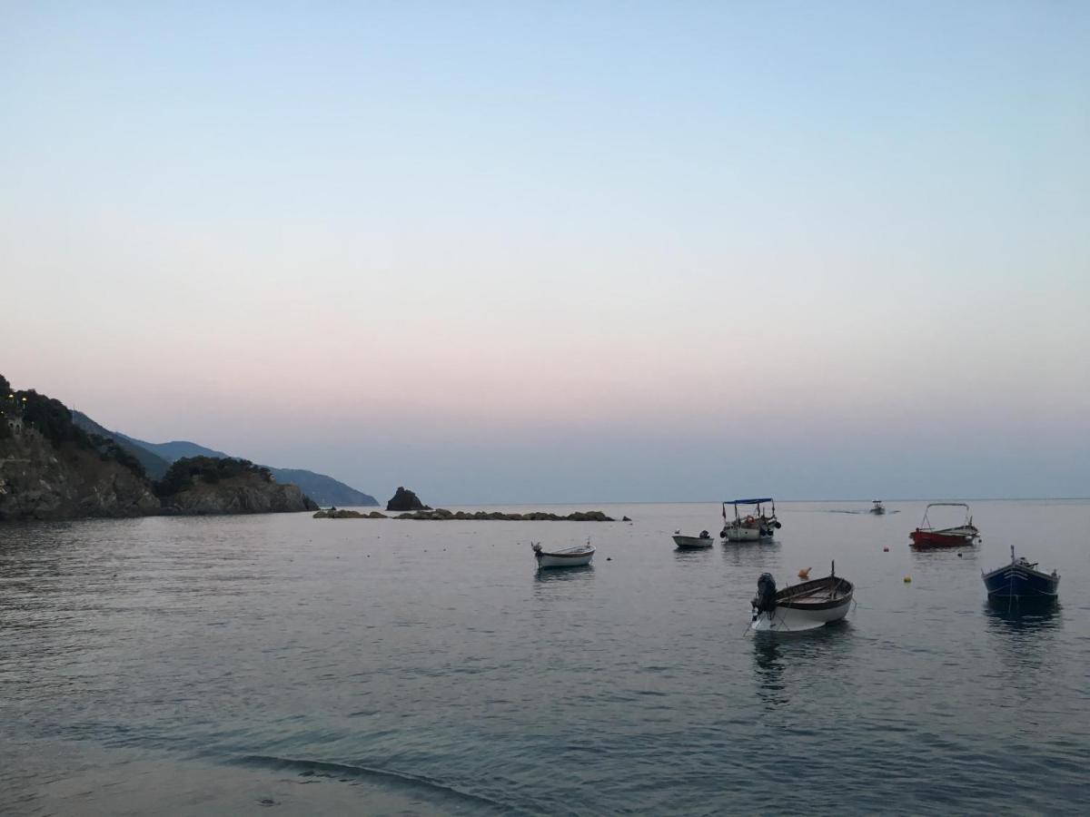 Appartamento Le Cinque Vele ***** Cinque Terre Monterosso al Mare Esterno foto
