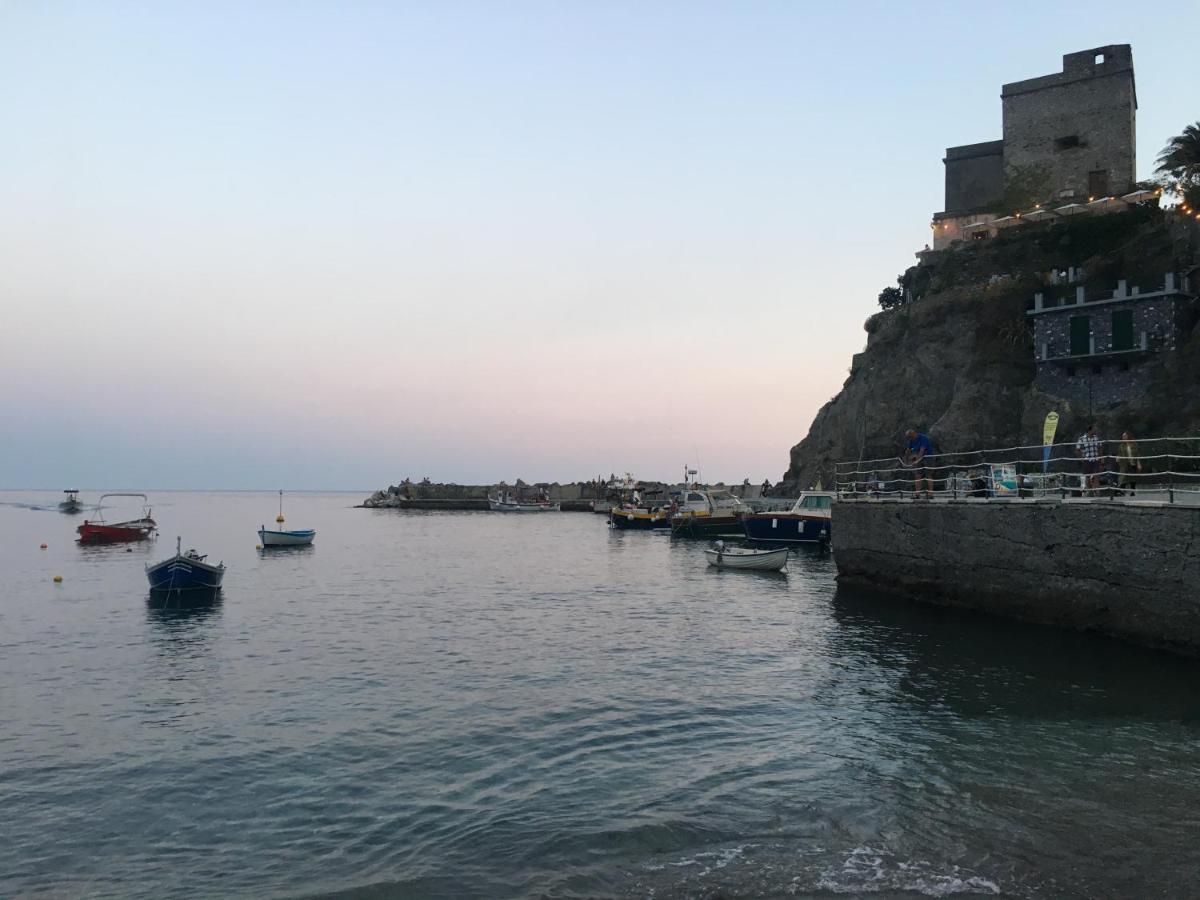 Appartamento Le Cinque Vele ***** Cinque Terre Monterosso al Mare Esterno foto